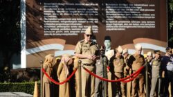 Bupati Garut Serahkan 4.400 Polis Asuransi Mikro