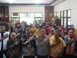 Perkuat Kesadaran Digital, Bidhumas Polda Kaltim Sosialisasikan Bijak Bermedia Sosial di Kelurahan Telaga Sari