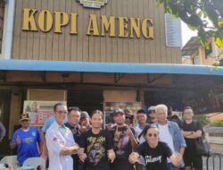WOW! Gitaris Boomerang Ngopi Santai di Belakang Padang, Warga Langsung Heboh
