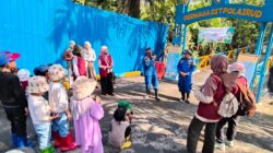 Dit Polairud Polda Kaltim Edukasi Kids Club Balikpapan tentang Mangrove dan Peralatan SAR