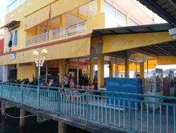 Kedai kopi pak itam Pintu gerbang nuasan kuliner di pelabuhan kuning
