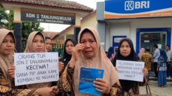 Pihak Bank BRI Bungbulang Dipertanyakan, Diduga Dana PIP Siswa SDN 2 Tanjungmulya Kembali ke Negara, Orang Tua KecewaDisebut Kembali ke Negara, Orang Tua Kecewa ke Pihak Bank