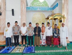 Safari Jumat di Tenggarong Seberang, Kapolda Kaltim Ajak Masyarakat Jaga Persatuan dan Kamtibmas