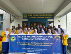 Mahasiswi Kebidanan UNIBA Laksanakan PBL Kebidanan Komunitas di Tanjung Sari