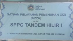 Limbah Diduga dari MBG Cemari Parit Permukiman, Warga Tandem Hilir I Keluhkan Bau Menyengat