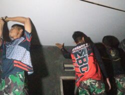 Tak Kenal Waktu, Anggota Satgas TMMD Ke-128 Kodim 0611/Garut Tetap Bekerja Keras Hingga Malam Hari