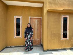 Senyum Bahagia Ibu Uun,Rumah Rutilahu Hampir Selesai, Hadiah Indah dari TMMD ke-128