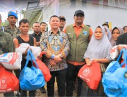 Bupati Aceh Utara dan Satgas PRR tinjau korban cuaca ekstrem di Langkahan