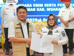 Pascaterjaring OTT, Gubernur Sumsel Tunjuk Hj. Sumarni Sebagai Plt Bupati Muara Enim