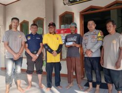 Sambut HUT Bhayangkara ke-80, Polsek Bungbulang Gelar Aksi Bersih-Bersih Masjid Babussalam
