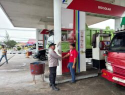 Polsek Sangatta Utara Monitoring SPBU, Pastikan Stok BBM Aman dan Antisipasi Pengetap Pasca Penyesuaian Harga
