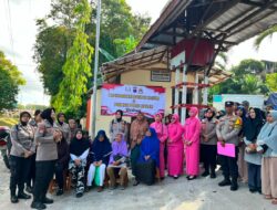 Polwan dan Bhayangkari Daerah Kaltim Salurkan Tali Asih kepada Warga Muara Rapak