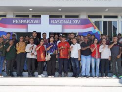 Meriahkan Pesparawi Nasional XIV 2026. Ketua Persit KCK Daerah XVIII/Kasuari dan Prajurit Kodam Kasuari Tebar Semangat Kebersamaan