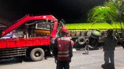 Respons Cepat Brimob Kaltim Tangani Lakalantas Truk Fuso di Gunung Bakaran Balikpapan