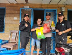 Duta Sosial Polsek Belakang Padang Tebar Kasih di Pulau Penawar Rindu, Pererat Silaturahmi dengan Warga