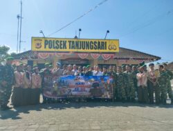 Forkopimcam Tanjungsari Datang Kompak, Beri Kejutan HUT Bhayangkara ke-80 untuk Polsek Tanjungsari