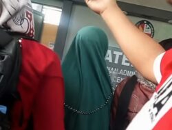 Diduga Ada Jalur Cepat Cetak KTP Rp150 Ribu di Kantor Camat Sunggal, Warga Keluhkan Kuota Hanya Lima Orang per Hari