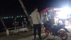 Polsek Caringin polres Garut giat patroli malam jelang tasyakuran nelayan di pelabuhan Pantai rancabuaya