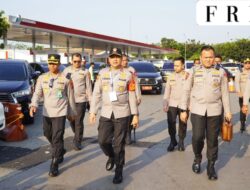 POLDA JABAR KAWAL KUNKER VVIP PRESIDEN PRABOWO DI KM 57 TOL JACI, SITUASI KONDUSIF
