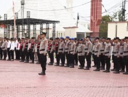 Kapolres Kutim Ganjar Personel Berprestasi, Tegaskan Tak Ada Ampun bagi Pelaku Narkoba di Internal Polri