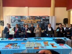 Ditreskrimum Polda NTB Tangkap 4 Tersangka Jaringan Pembuat STNK Palsu