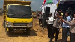 7 Ton Jagung Muara Wahau Dikirim ke Bulog Samarinda! Kapolres Kutim Turun Langsung Lepas Pengiriman