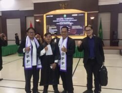 Sumpah Advokat 12 Aguatus 2026 di Pengadilan Tinggi Surabaya, diikuti peserta dari FERADI WPI