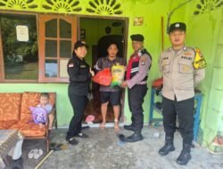 Tim Peduli Sosial Duta Sosial Polsek Belakang Padang Gelar Bakti Sosial di Pulau Penawar Rindu