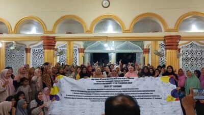 Ribuan Warga Samadua Bergerak Tolak Perusahaan Tambang, Ketua DPRK Aceh Selatan Ikut Tandatangani Petisi