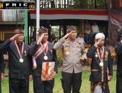 Perkuat Hubungan dengan Tokoh Adat, Kombes Hendra Rochmawan Sabet Galunggung Award 2026