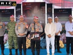 Wakapolri Berikan bansos 1.000 paket untuk 2 Gapoktan Bawang putih di Cianjur