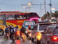 Pool Bus Ilegal Diduga Jadi Biang Kerok Kemacetan di Jalan Sisingamangaraja Medan