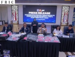 Waspada Modus Beli Kendaraan Murah, Polda Jabar Sita Baju Loreng hingga Senjata Mainan*