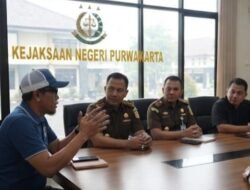 DPD RAJAWALI PURWAKARTA DESAK USUT TUNTAS DUGAAN PENCURIAN TANAH MERAH BUMN PT VARUNA TIRTA PRAKASYA SENILAI Rp 1,3 MILIAR YANG MASIH TERTAHAN DI P-19