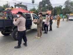 Antisipasi Asap Karhutla, Polsek Kongbeng Bersama Forkopimcam Bagikan Masker