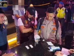 Satnarkoba Polres Cirebon Kota, Bersama TNI dan Satpol PP Kota Cirebon Menggelar Razia Tempat Hiburan Malam di Kompleks CSB Mall Cirebon