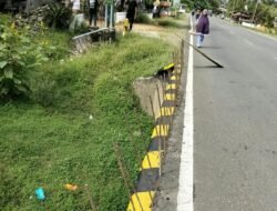 KONSTRUKSI SAYAP JEMBATAN DESA LANOSI DISOROT, WARGA PERTANYAKAN KESESUAIAN DENGAN DESAIN TEKNIS