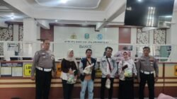 Satlantas Polres Pasuruan Bagikan Hadiah dalam rangka HUT Polantas Yang Ke-71