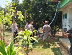 Kapolres Sumedang Salurkan 4.000 Liter Air Bersih untuk Warga Rancakalong
