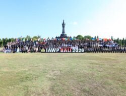 Parade 450 Polwan dari 43 Negara Meriahkan IAWP 2026 di Bali*