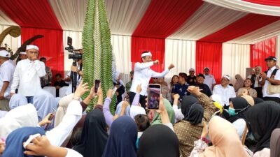 Kementerian PKP Distribusikan 500.000 Genteng Plered, Diangkut 125 Truk Dari Pasar Citeko