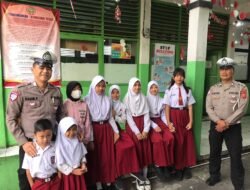 Tanamkan Budaya Tertib Berlalu Lintas Sejak Dini, Satlantas Polres Garut Edukasi Siswa SDN Sukamentri 3