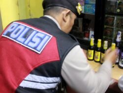 Operasi Pekat Polsek Cilawu Sasar Penjualan Miras, Puluhan Botol Minuman Beralkohol Diamankan
