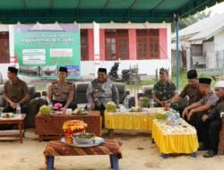 Letakkan Batu Pertama Masjid At-Taqwa, Bupati Salurkan Rp10 Juta dan Siapkan Bantuan Rp100 Juta pada 2027